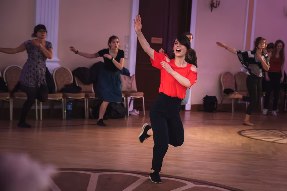 Lindy Hop nauczyciel Warszawa - pokaz taneczny