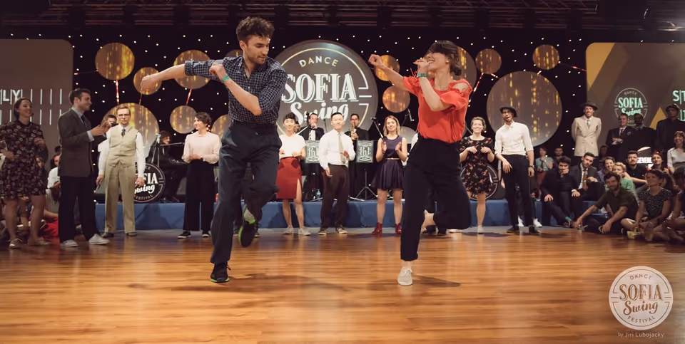 Swing dancing Warsaw Poland - performance